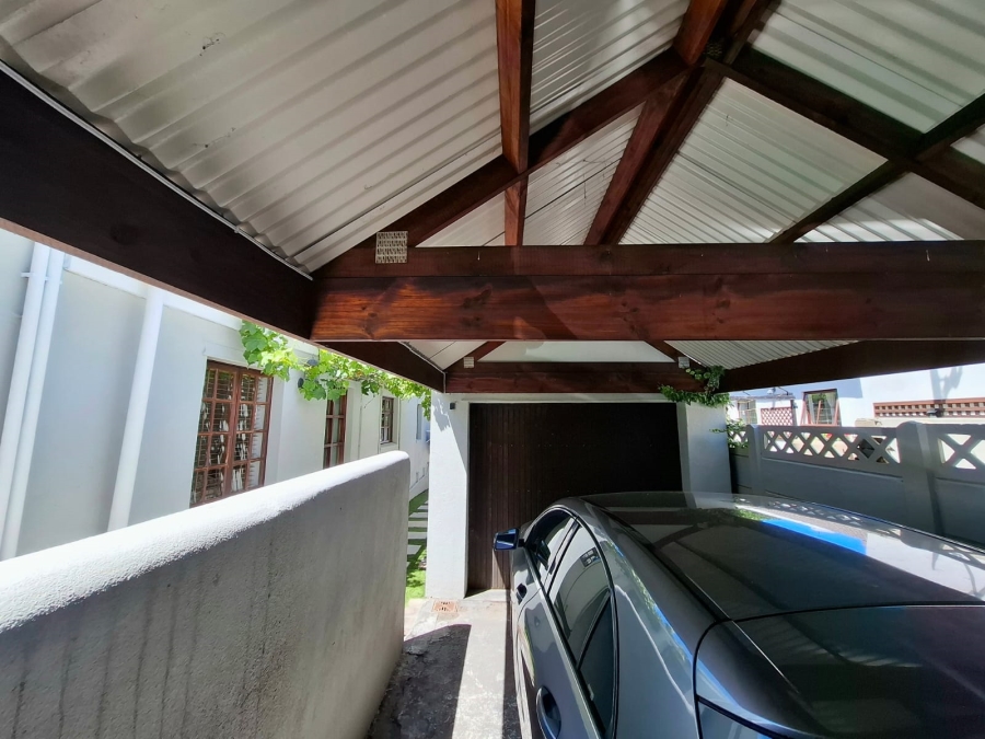 To Let 2 Bedroom Property for Rent in Table View Western Cape